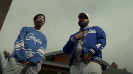 Dom Kennedy et TeeFLii ont une journée bien remplie dans leur nouveau clip, "Lay You Down".