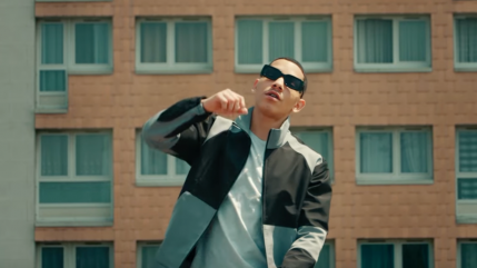 Dwen en voit de "Toutes les couleurs"