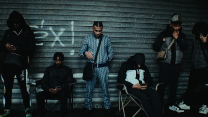 Heykel continue de dévoiler son univers avec "H20"