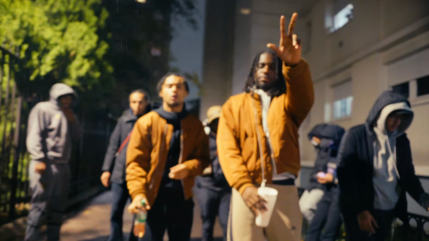 i300 voit des zombies comme dans "Call Of"