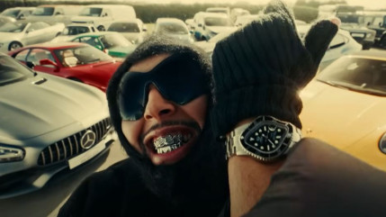 Ico complètement déjanté dans "Tchigilili"