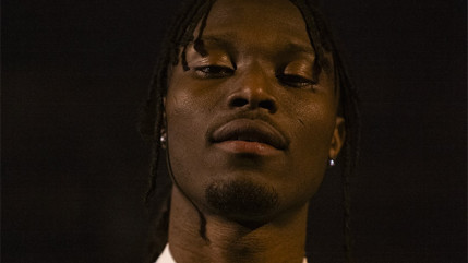 Jaurès évolue dans "La bruine"