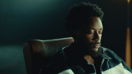 Jewel Usain dévoile le clip du poétique "Turquoise"