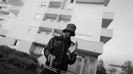 JKSN déroule dans "Génération Foirée (Episode 2)"