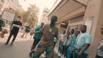 Kerchak n'a pas le temps pour les "Femmes"