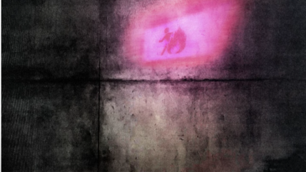 Luther est fou de rage avec les yeux "Rouge goron"