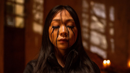 mademoiselle lou regrette dans "Pardonne Moi"