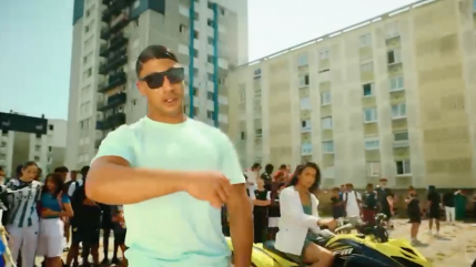 Maes est "Méchant" Maes est "Méchant"