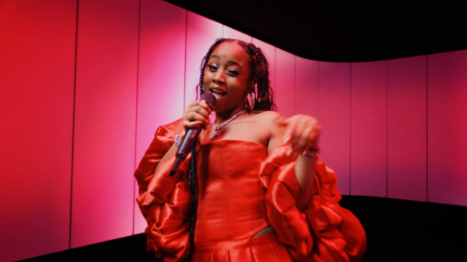 Maureen met le feu avec "C'est quoi ça ?" pour Deezer