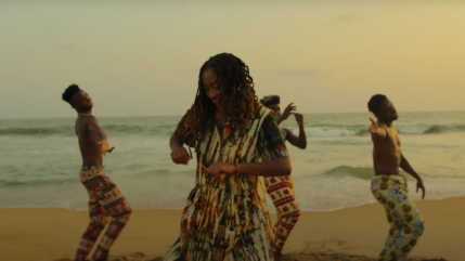 Mosty envoie le clip de "God Bless Africa"