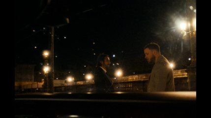 Myth Syzer tient la "Distance" Myth Syzer tient la "Distance"