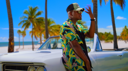 Ne-Yo en mode séducteur dans "Link Up"