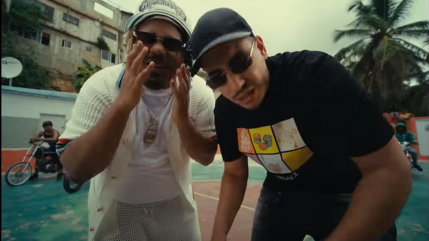 Niaks appelle Naza pour faire le hit de l'été dans "JEJE"