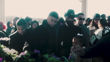 NLE Choppa assiste à des funérailles dans "City Lights"