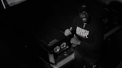 NOTORIUS 2T envoie du lourd dans le clip "125kg" NOTORIUS 2T envoie du lourd dans le clip "125kg"