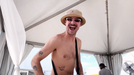 Peet a la "Foi" dans son dernier clip