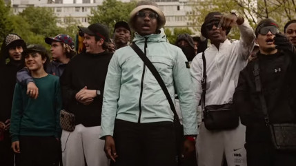 Raous et Malo découpent dans "Terrain miné 12" Raous et Malo découpent dans "Terrain miné 12"