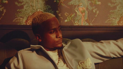 Saf fait des "Bétises"