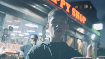 Sam est chaud sur "Bombonne #4"