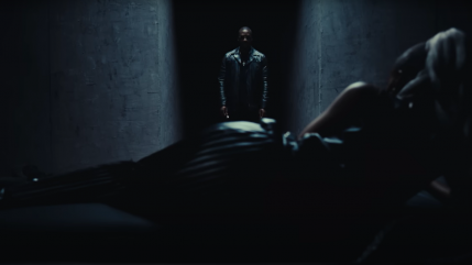 SDM dévoile le clip de "CARTIER SANTOS"