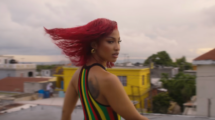 Shenseea est "Sold Out"