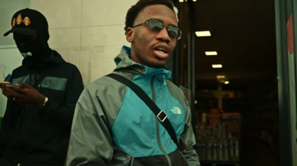 Skima se méfie dans "Familia Profaci"