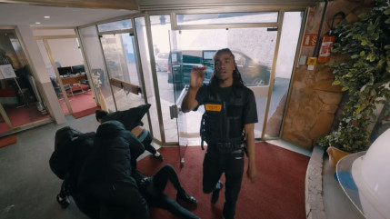 SLK monte au charbon dans "Panique Pas"