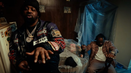 Smoke DZA, Flying Lotus et Conway The Machine dévoilent le clip de "Painted Houses"