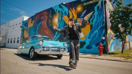 Soolking donne sa version de "GTA" avec "OTRA"