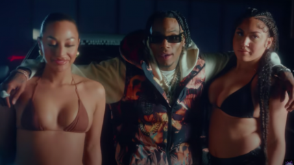 Soulja Boy bouge partout dans "Left Right"