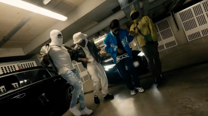 Squadra est "Dans Le Bendo"