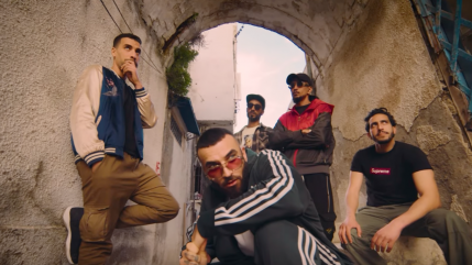 Usky regarde ça sur "Rétina"