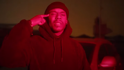 Yams veut penser à lui dans "Personally" Yams veut penser à lui dans "Personally"