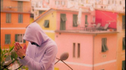 YNG Trvpboy dévoile son nouveau clip "Alliés" YNG Trvpboy dévoile son nouveau clip "Alliés"