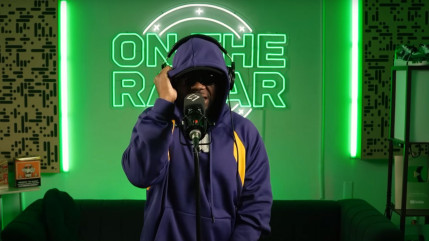 Zed frappe fort avec son freestyle chez "On The Radar"